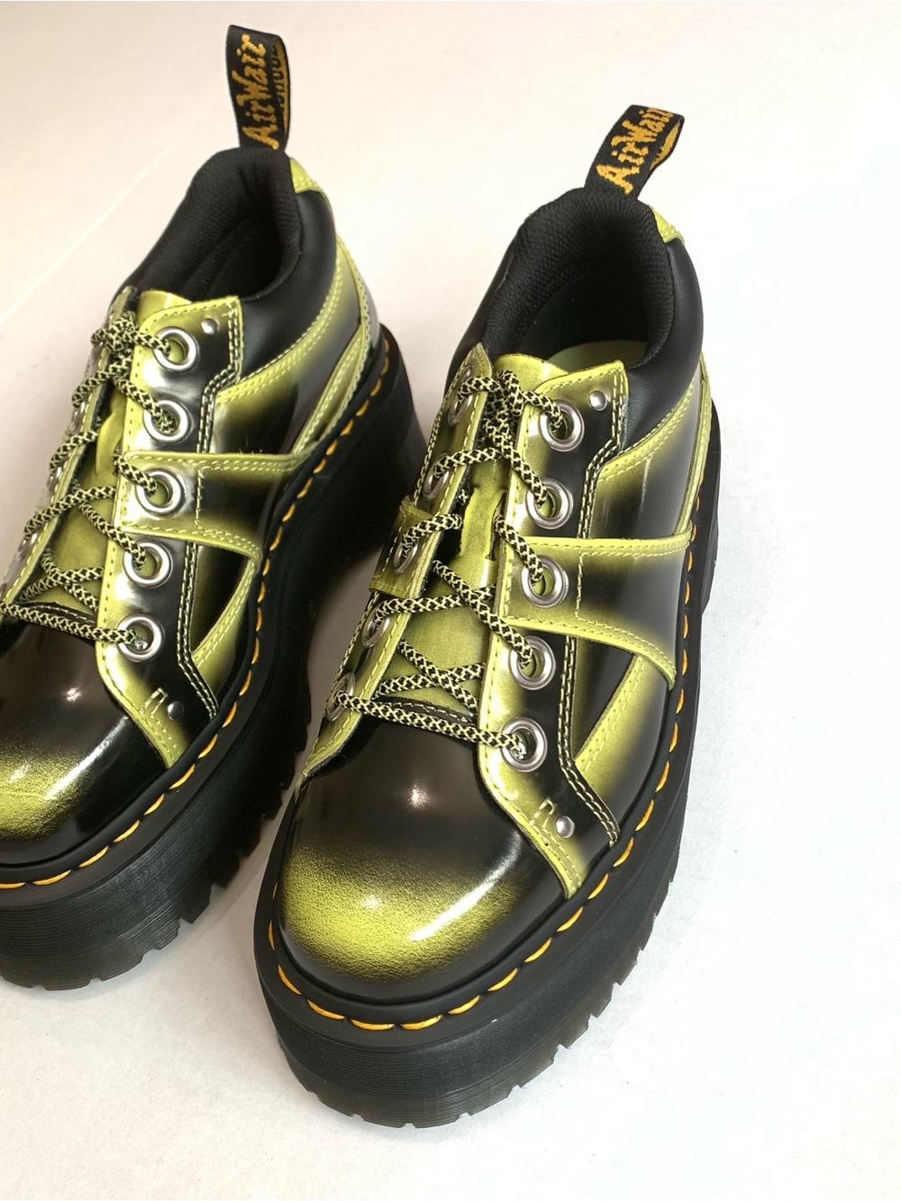 Dr. Martens 5 Eye Distressed Quad Max Platform Arcadia Green Shoes Women’s Sz 8 - Picture 2 of 8